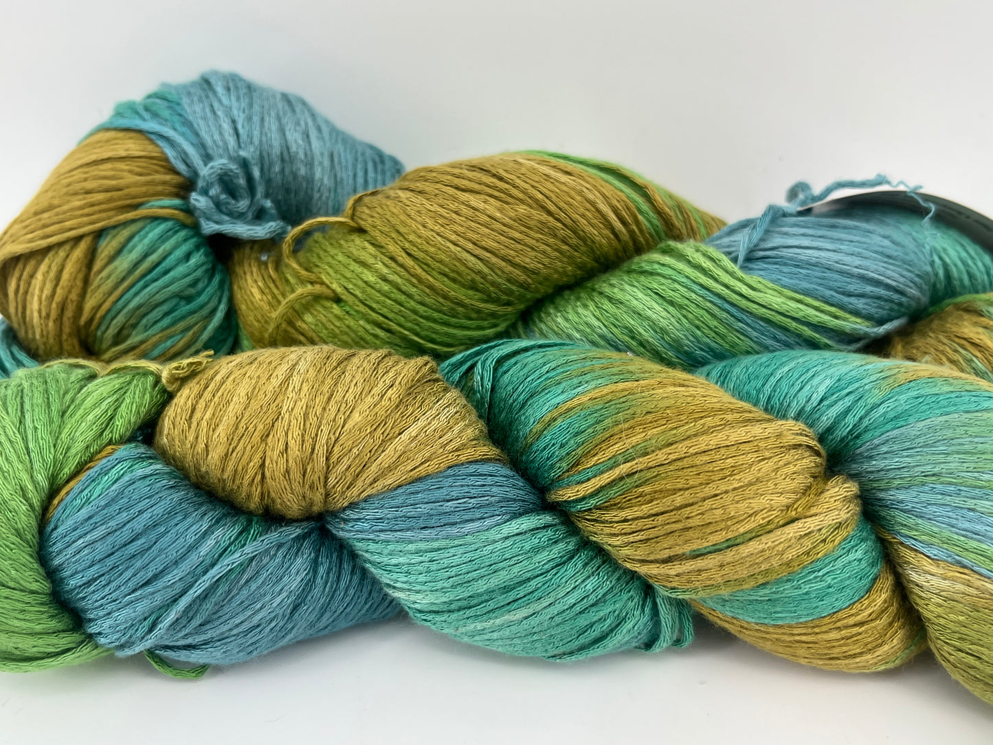 Yarn Place Vivace - Lot of 2