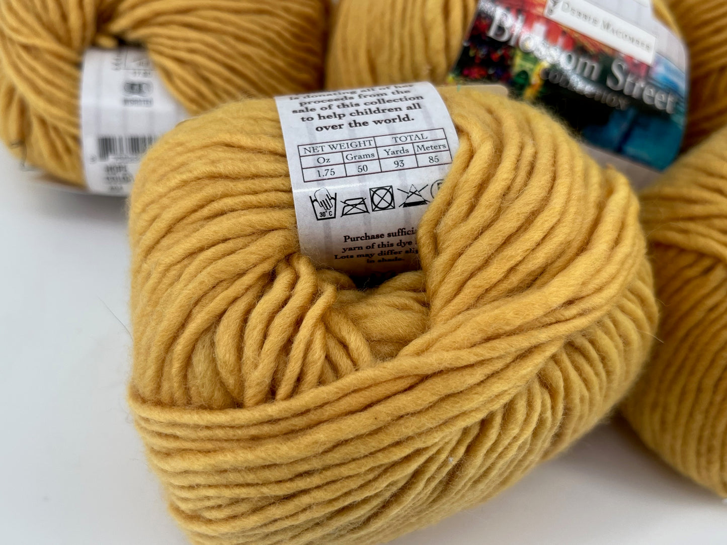 Debbie Macomber Cashmere Fleur de Lys - Lot of 5