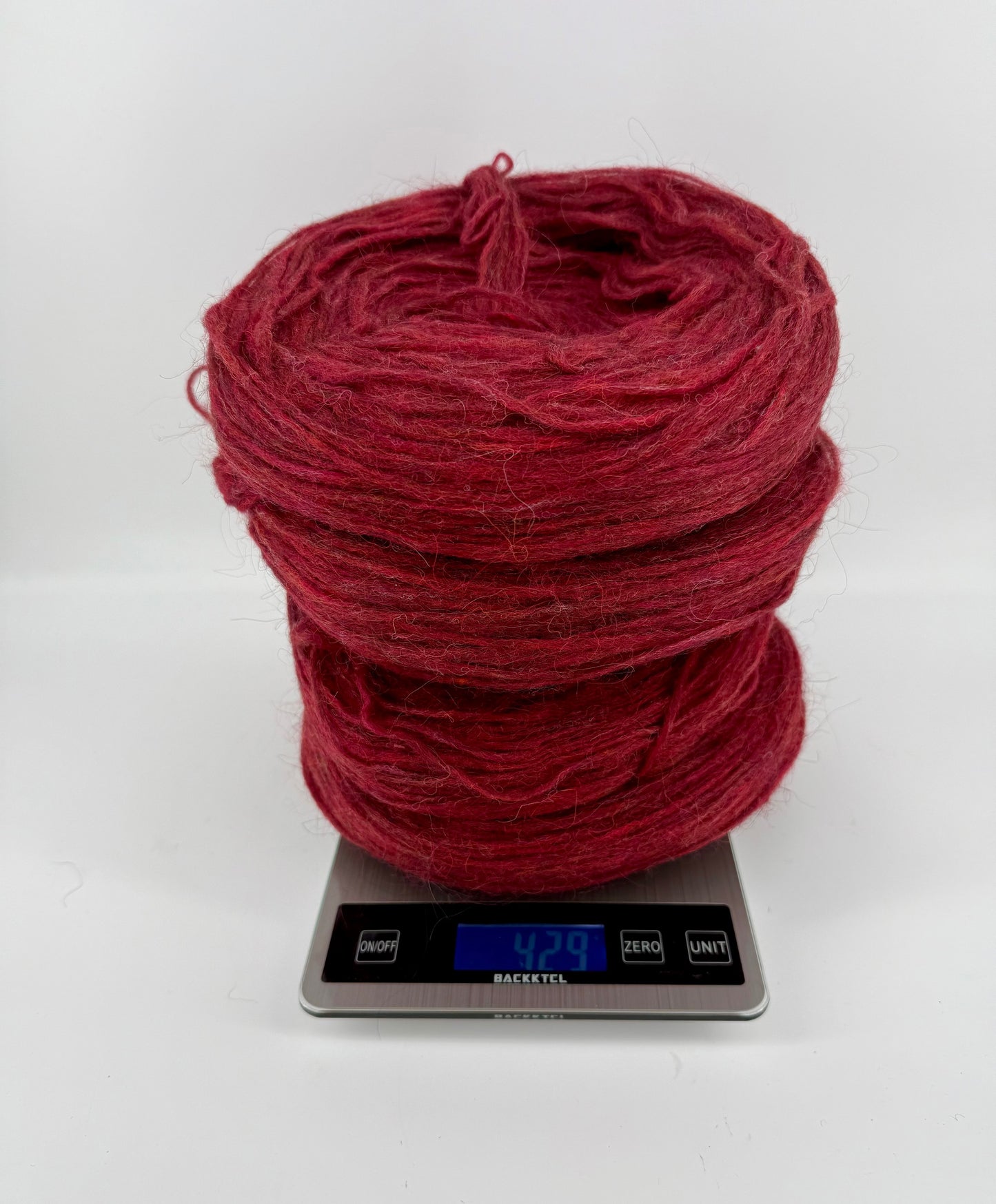 PENDING - Wool yarn plates