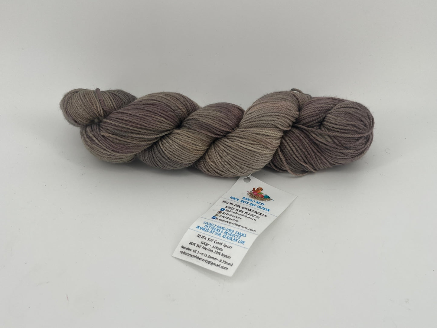 Robin's Nest Fiber Arts SW Gold Sport