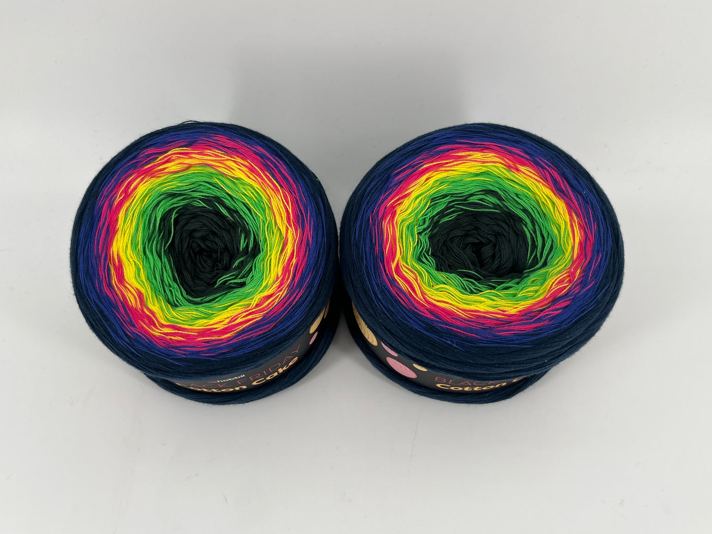 Hobbii Black Friday Cotton Cake - 2 Available