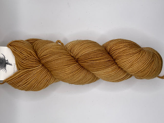 Round Mountain Fibers Spruce Fingering