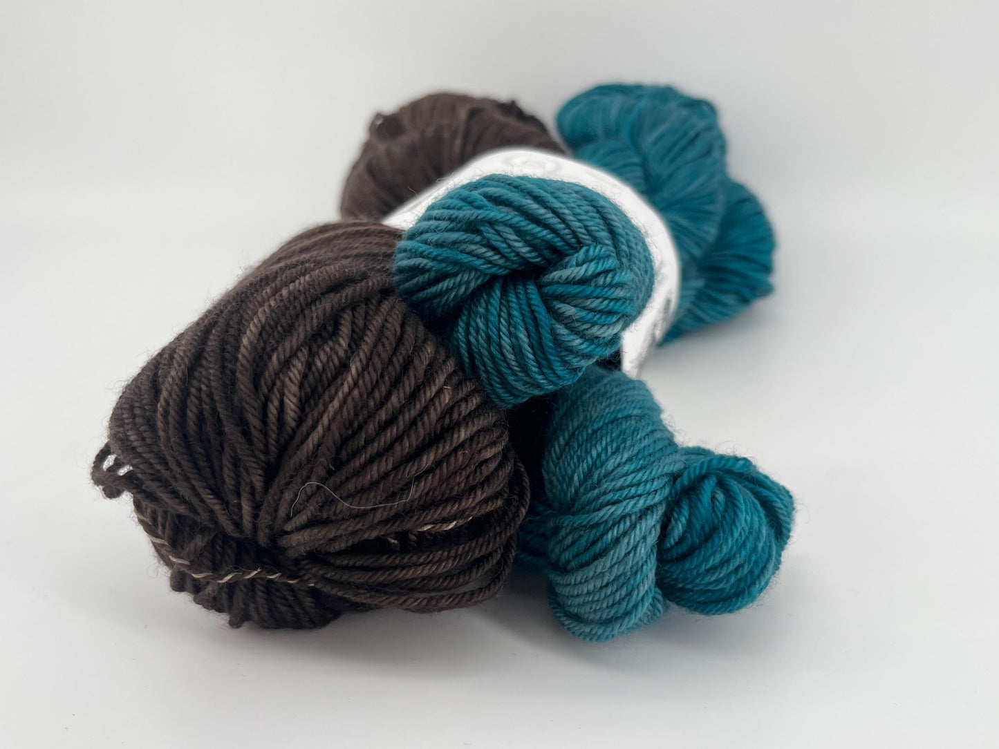 Wonderland Yarns Messenger Kit