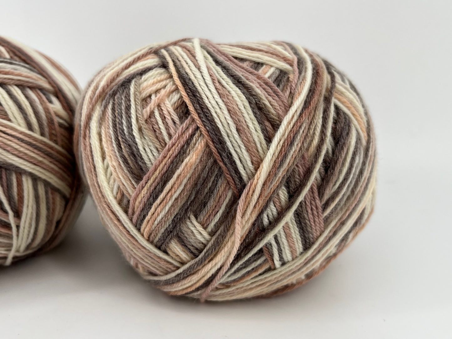 Universal Yarn Sugar Saki - Lot of 2