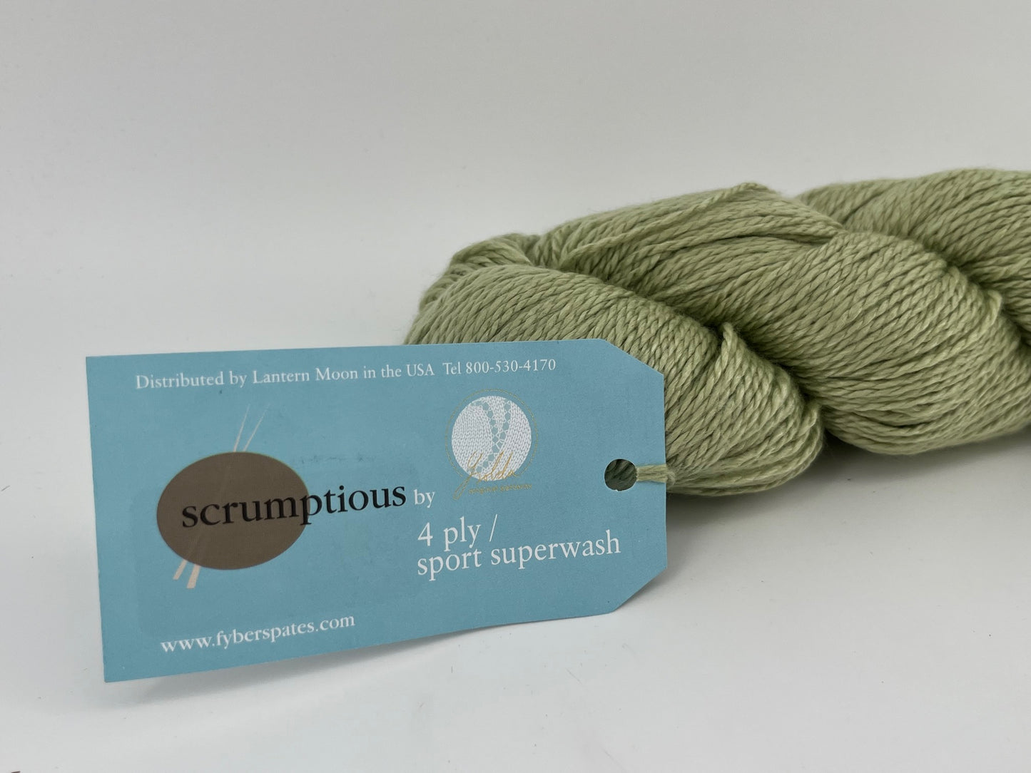 Fyberspates Scrumptious by Ysolda