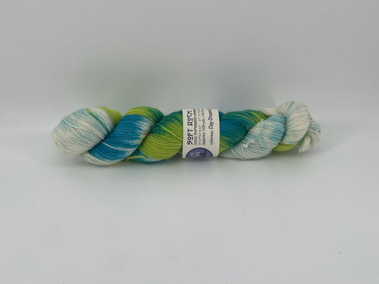 Blue Moon Fiber Arts Soft Rock LF