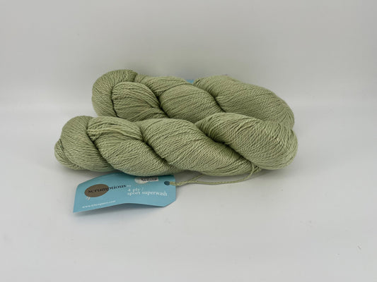 Fyberspates Scrumptious by Ysolda - Lot of 2