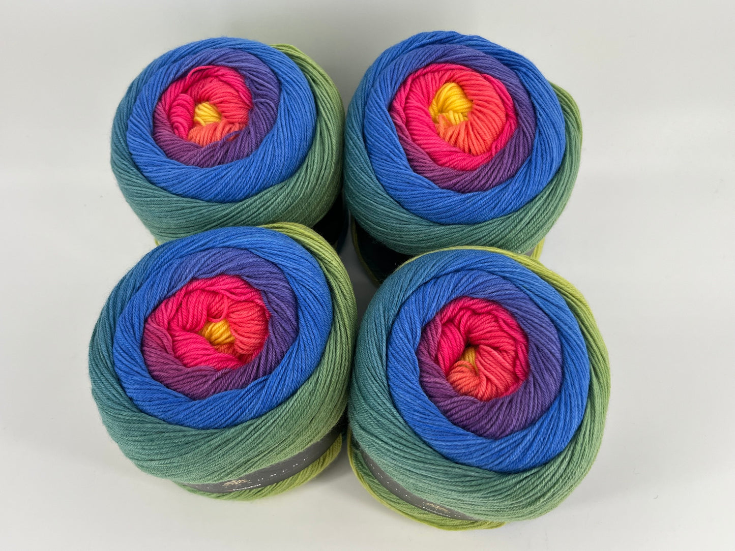 Hobbii Dolce Cashmere - Lot of 4