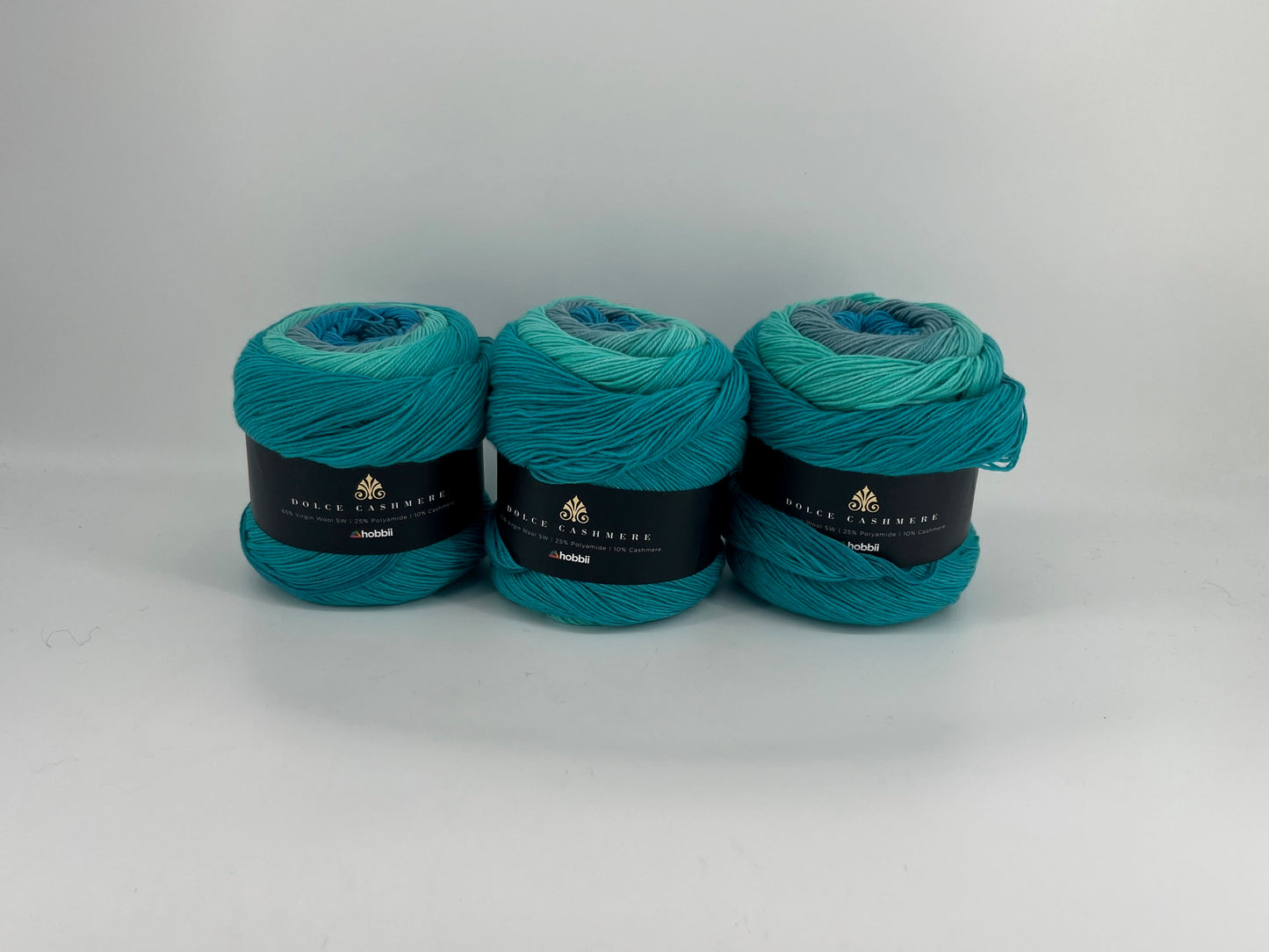 Hobbii Dolce Cashmere - Lot of 3