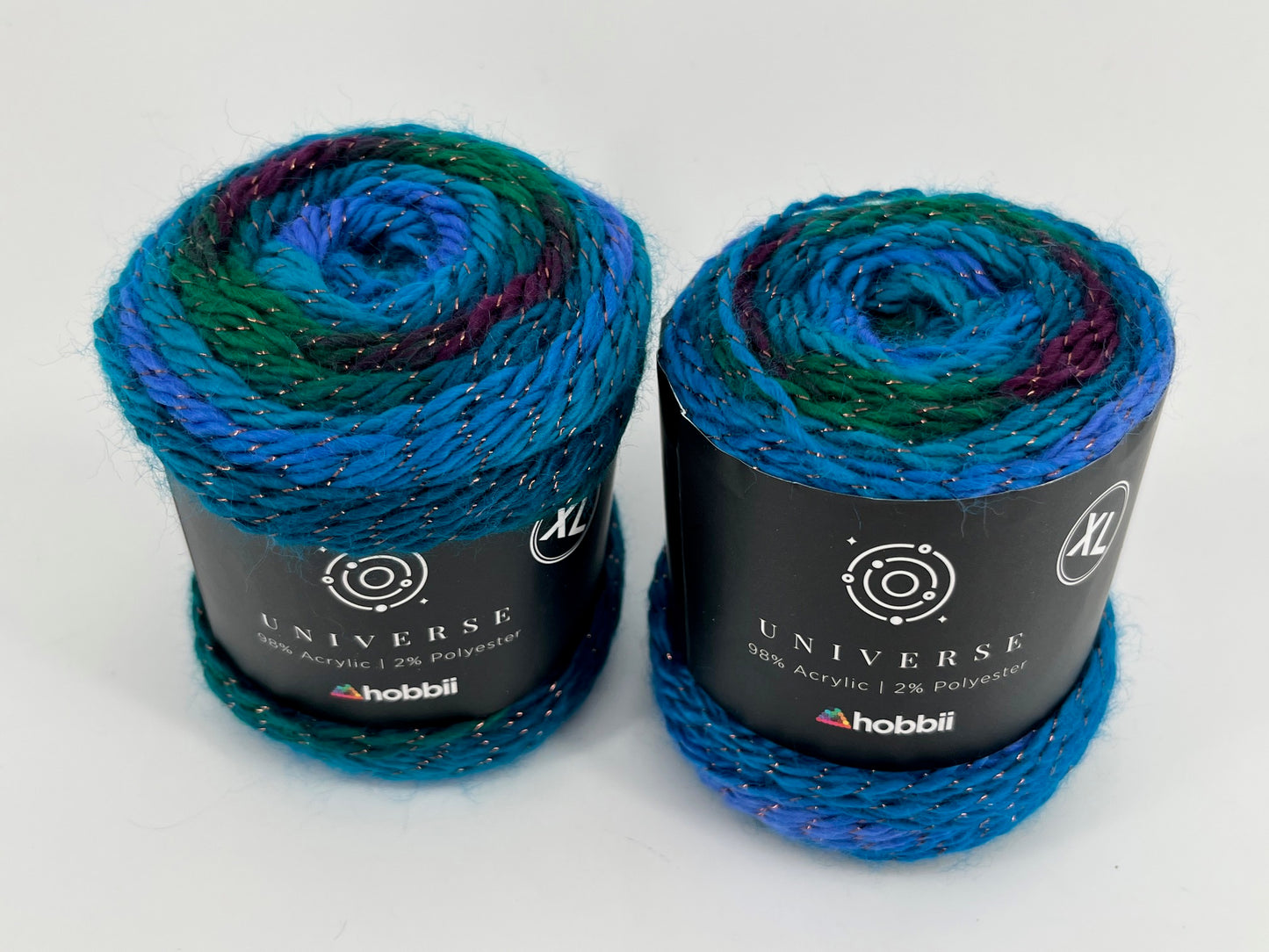 Hobbii Universe XL - Lot of 2