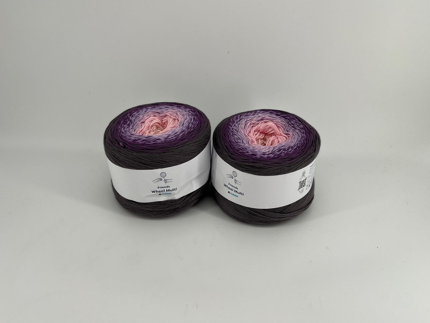 Hobbii Friends Wheel Multi - Lot of 2