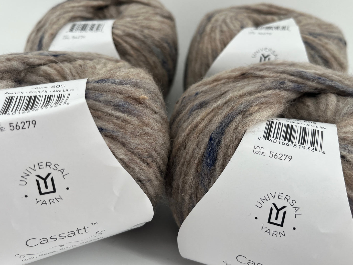 Universal Yarn Cassatt - Lot of 4