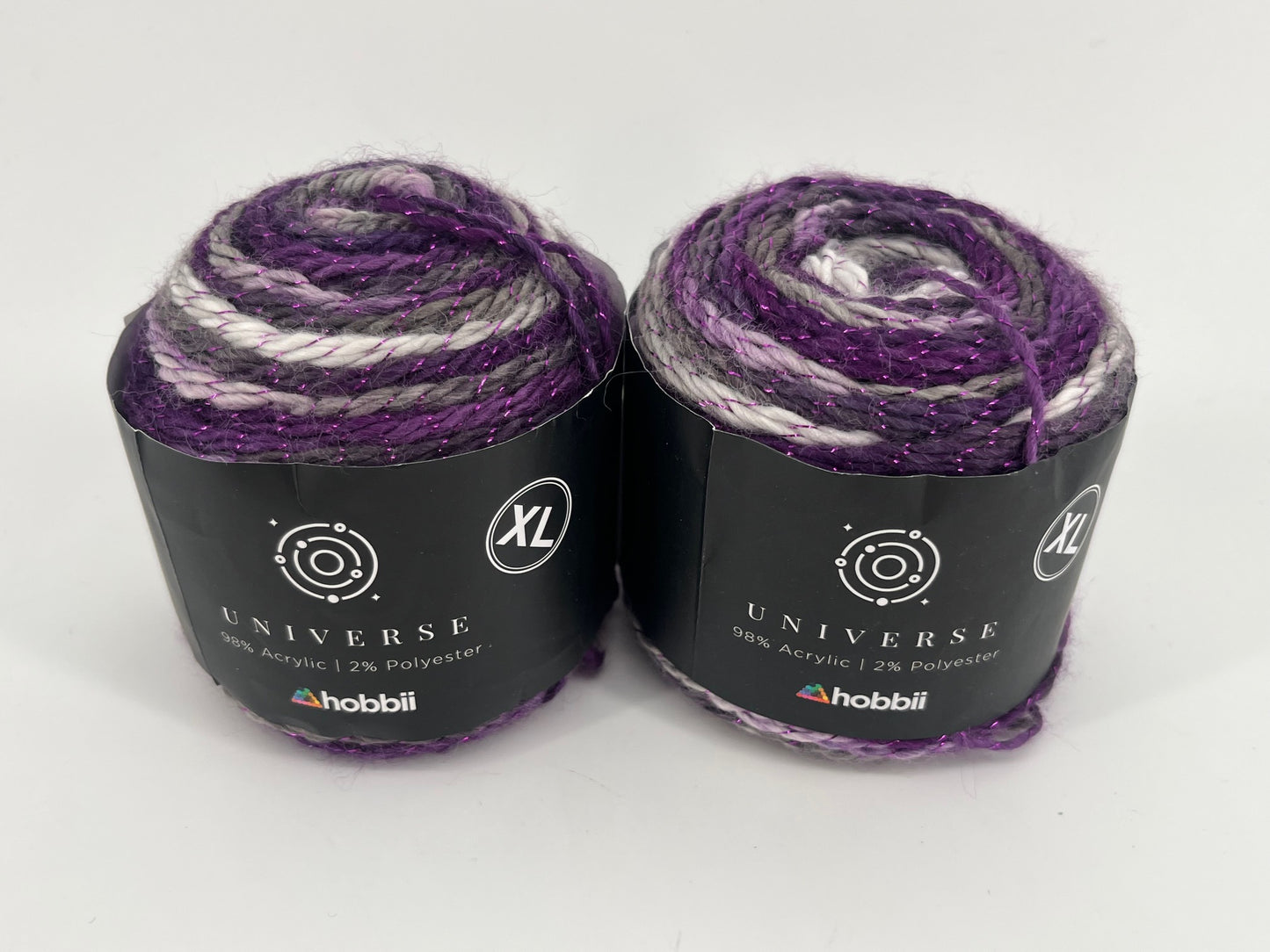 Hobbii Universe XL - Lot of 2