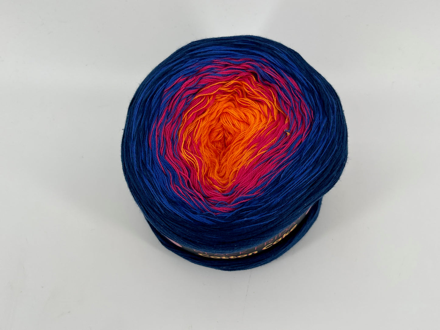 Hobbii Black Friday Cotton Cake - 4 Available